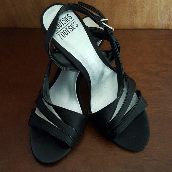 Mootsies Tootsies Size 6 Black Heels - Picture 12 of 13